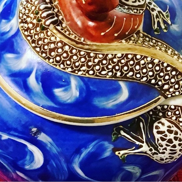 Rare Kutani Dragonware tea set with Geisha girl cups. - Picture 9 of 10